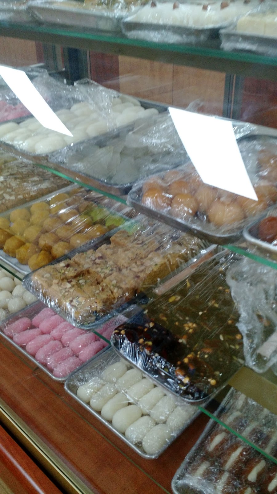 Shirin Mahal Pakistani Bakery & Sweets | 20 Red Maple Dr, Brampton, ON L6X 4N7, Canada | Phone: (905) 452-6231