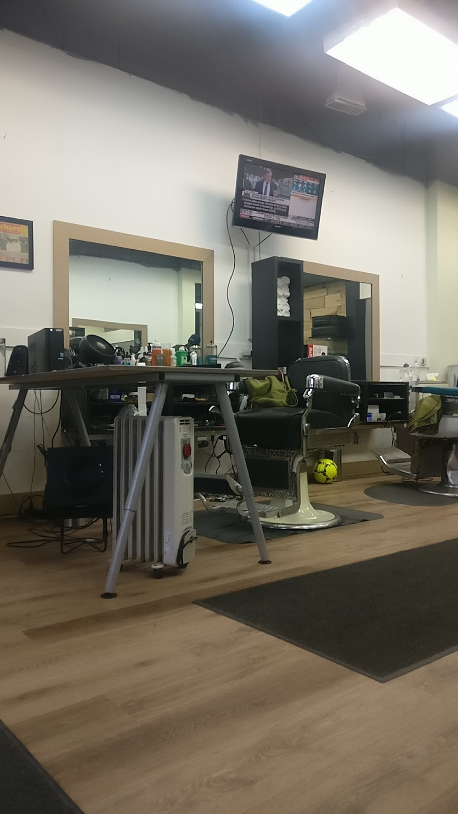 Jezreel Batson Barber Design | 361 Pitfield Rd, Scarborough, ON M1S 3E5, Canada | Phone: (416) 293-4610