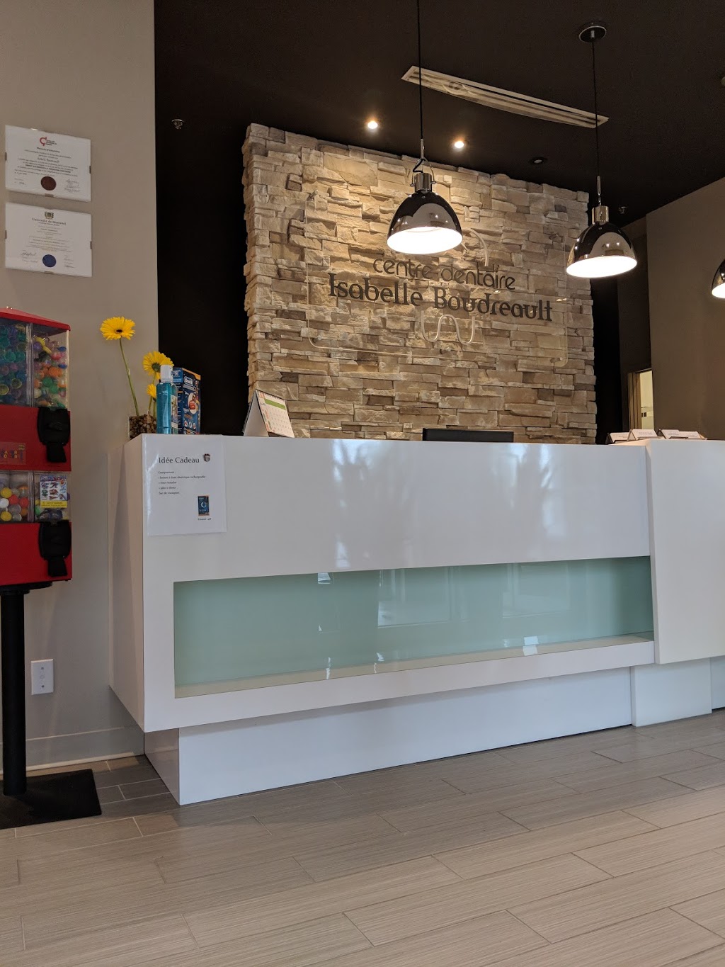Centre Dentaire Isabelle Boudreault | 68 Rue Serge-Pepin, Beloeil, QC J3G 0K1, Canada | Phone: (450) 446-0446