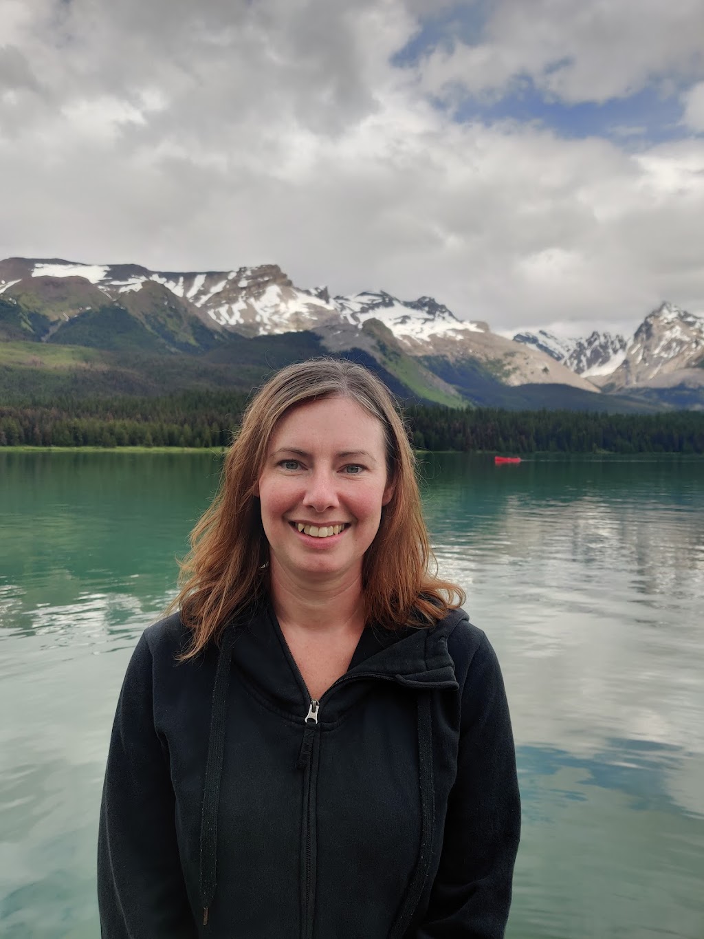 Julie the Travel Chick | 5512 50 Ave, Wetaskiwin, AB T9A 0T3, Canada | Phone: (780) 700-6587
