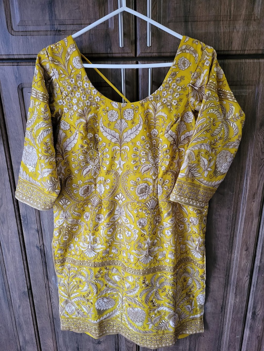 Stitching and alteration | Heartview Rd, Brampton, ON L6Z 0C9, Canada | Phone: (416) 540-1237