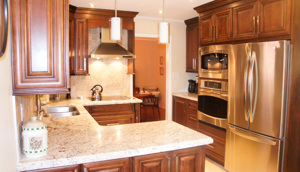 Kitchen Style | 104 Wood Ln, Richmond Hill, ON L4C 4W1, Canada | Phone: (647) 500-1400