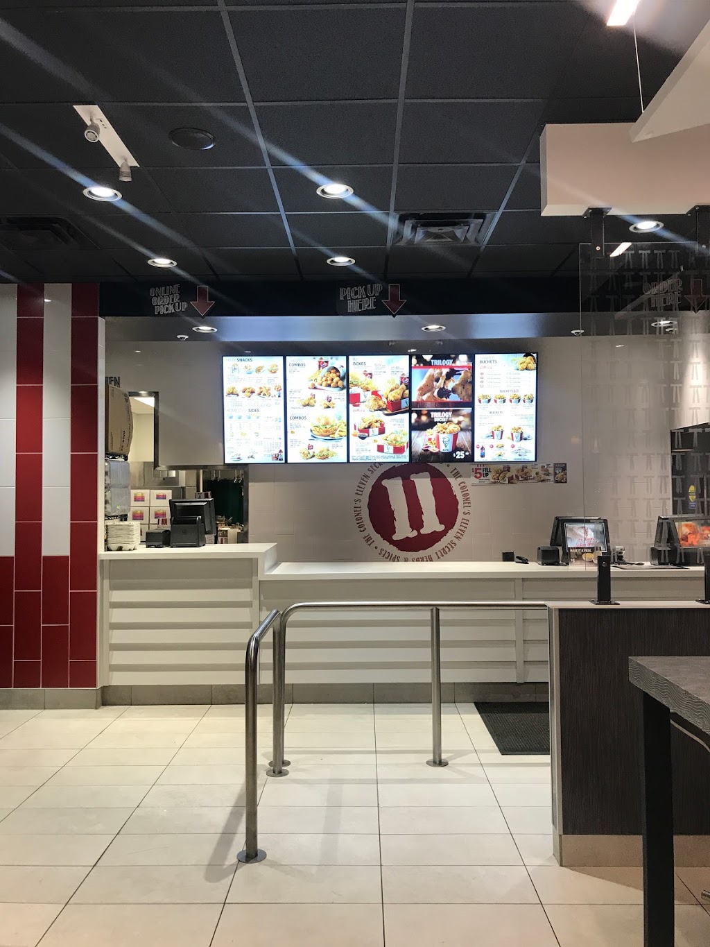KFC | 218 Henry St Bldg D, Brantford, ON N3S 0E3, Canada | Phone: (226) 400-9742
