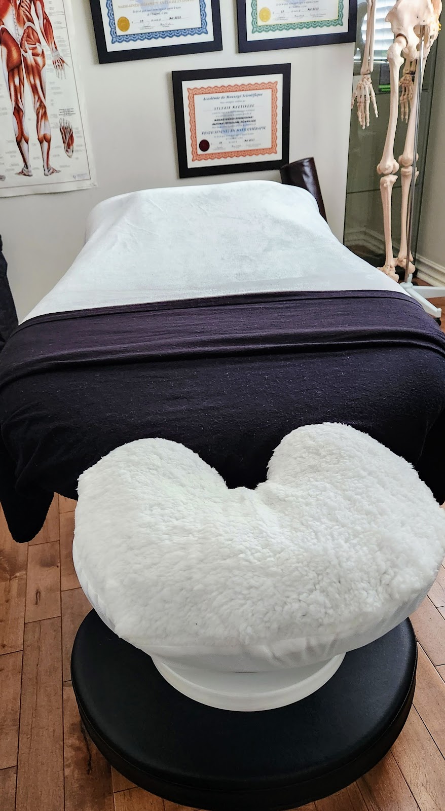 Jinja Massothérapeute | 215 Rue Chapleau, Terrebonne, QC J6W 2T5, Canada | Phone: (438) 304-5566