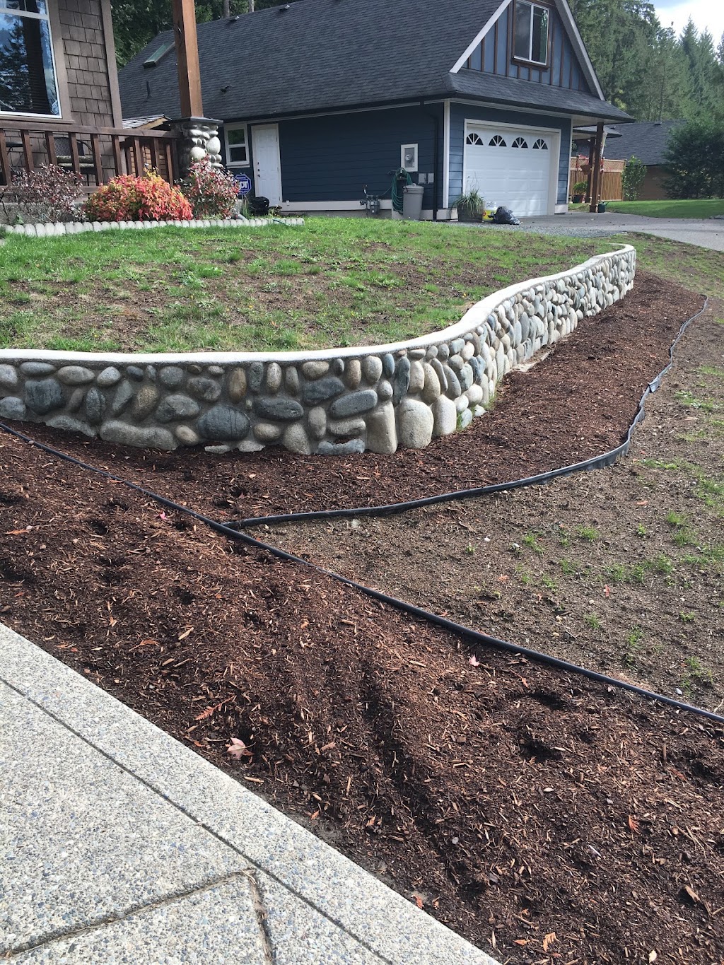 A Cut Above Landscaping | 6715 Somenos Rd, Duncan, BC V9L 5Z3, Canada | Phone: (250) 746-9744