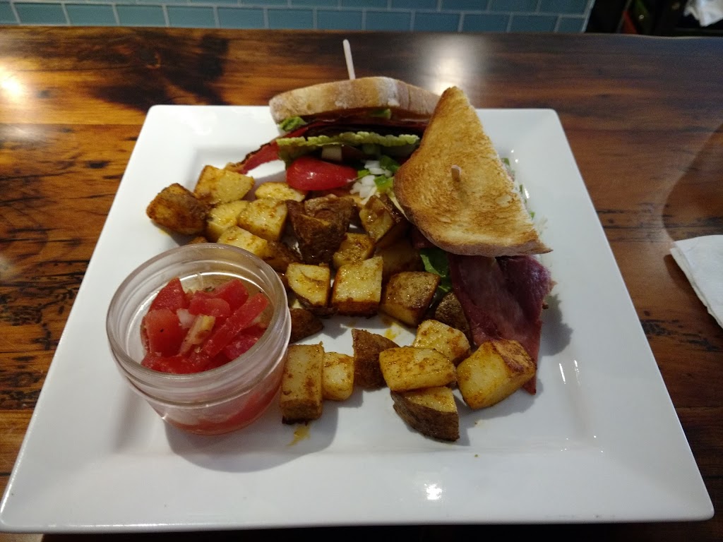 Brick Farm Breakfast | 2116 Danforth Ave, Toronto, ON M4C 1J9, Canada | Phone: (416) 421-0797