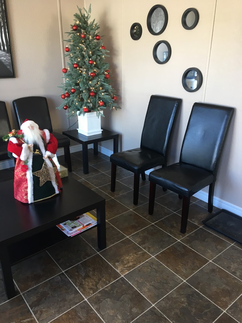 Carmens Hairstyling | 36 Charing Cross St, Brantford, ON N3R 5J9, Canada | Phone: (519) 757-7862