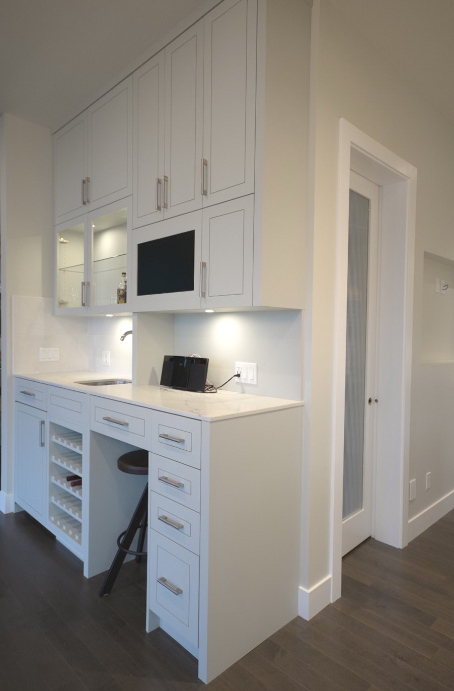 New Century Cabinets | 12800 Bathgate Way Unit 1, Richmond, BC V6V 2Z4, Canada | Phone: (604) 278-8595