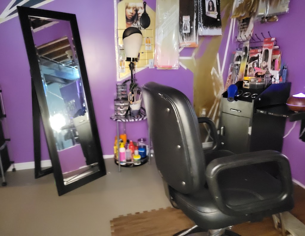 Splash N Glam | 246 Kozlov St, Barrie, ON L4N 6R8, Canada | Phone: (705) 718-8536