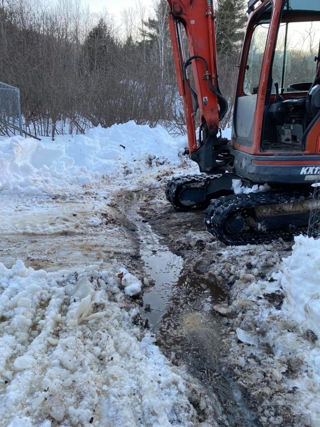 Just N Time Excavating | 513 Cross Country Rd Rr 5, Bancroft, ON K0L 1C0, Canada | Phone: (613) 334-9226