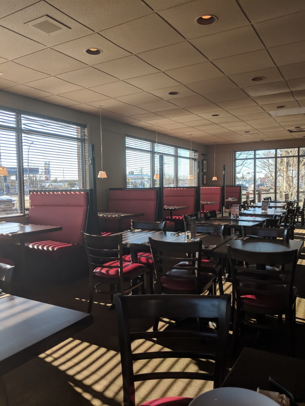 Pizza Hut | 325 Boulevard Gréber b1, Gatineau, QC J8T 8J3, Canada | Phone: (819) 561-0843