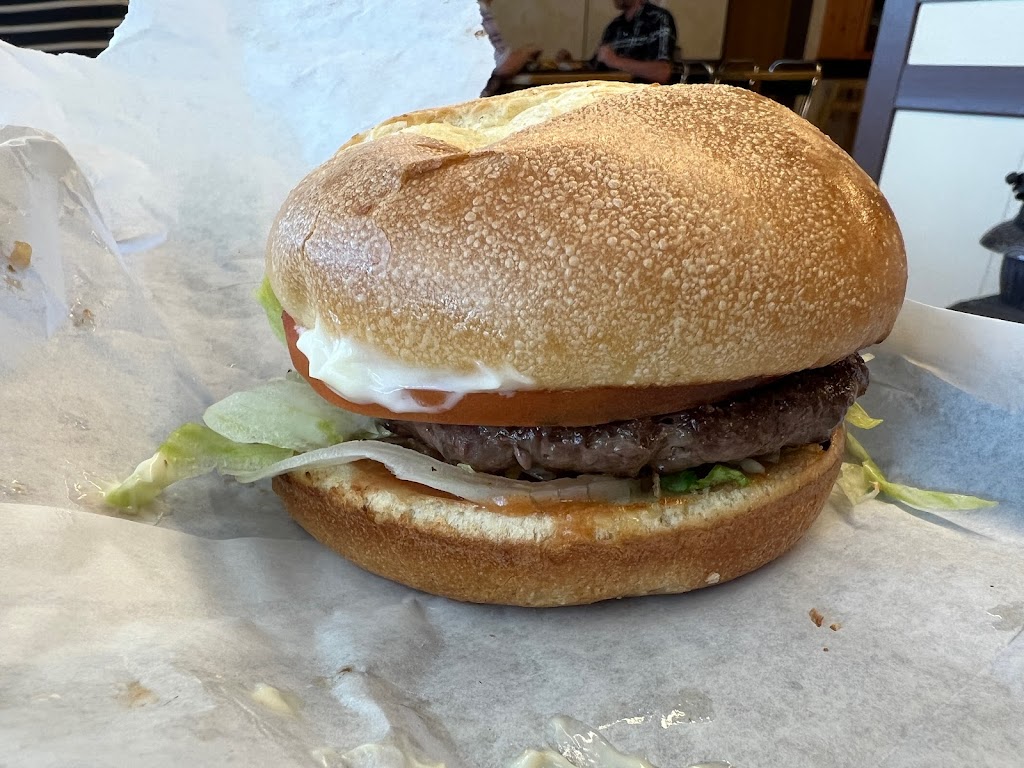 Hungry Herbies Drive-In | 1301 Cariboo Hwy, Cache Creek, BC V0K 1H0, Canada | Phone: (250) 457-6644