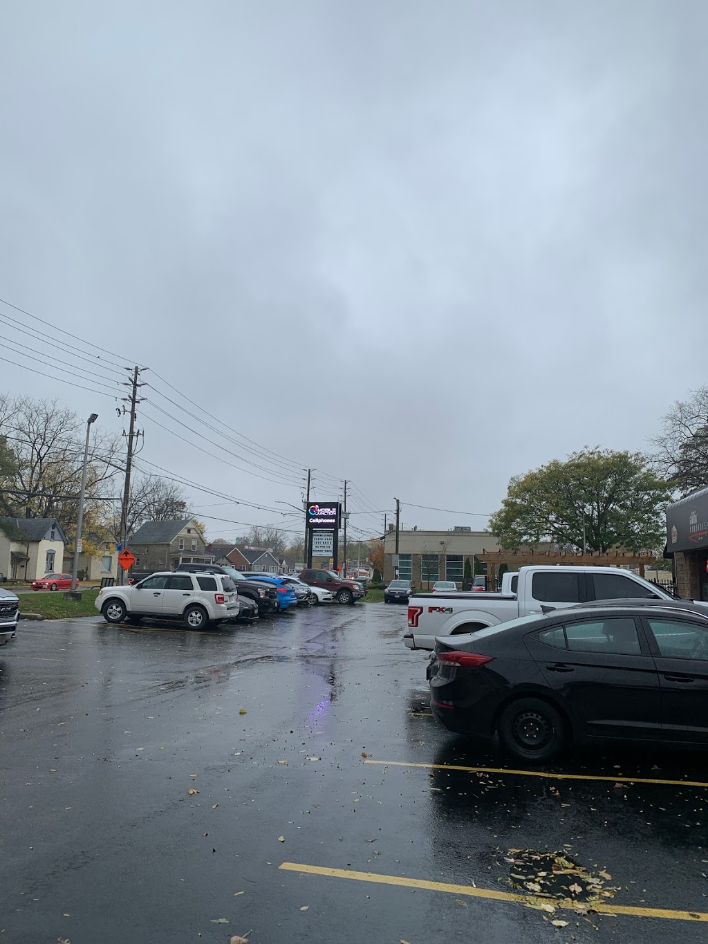 Mobile Junction | 25 Oxford St W Unit 100, London, ON N6H 1R2, Canada | Phone: (226) 582-5333