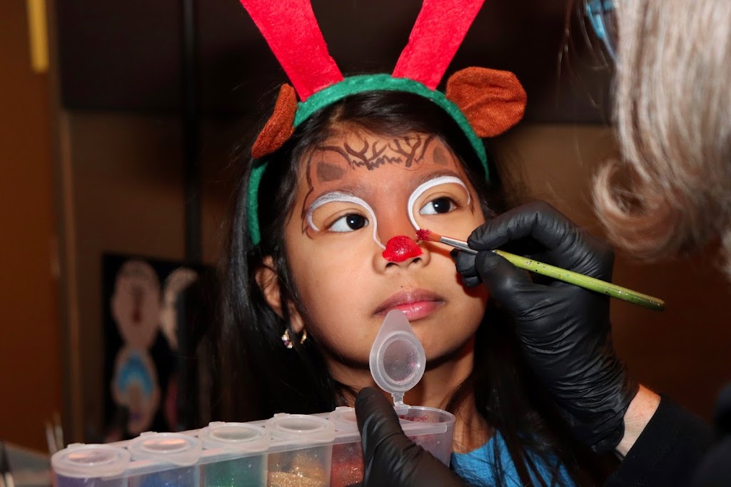 Santa Claus For Hire | 980 Kimberly Ave, Winnipeg, MB R2K 3S9, Canada | Phone: (204) 663-1000