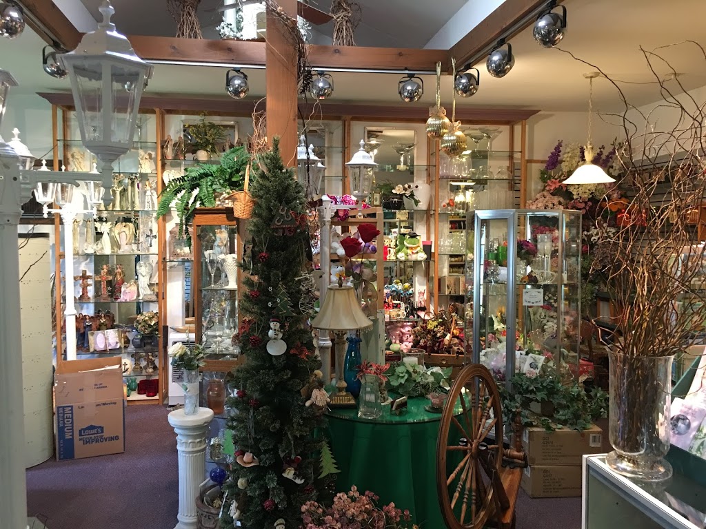 The Wooden Goose | 2972 Rt. 11, Mooers Forks, NY 12959, USA | Phone: (518) 236-5892