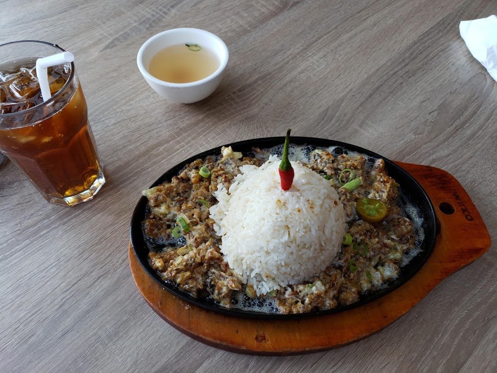 Bellas Lechon | 848 Burnhamthorpe Rd W #2B, Mississauga, ON L5C 2S3, Canada | Phone: (905) 232-8888