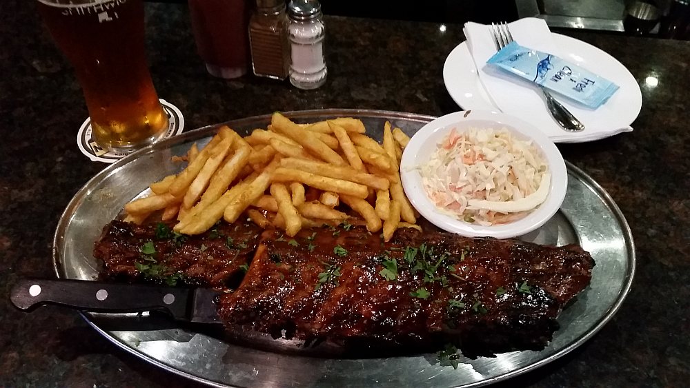 Queen Victoria Pub | 2240 Midland Ave, Scarborough, ON M1P 4R8, Canada | Phone: (647) 347-1141