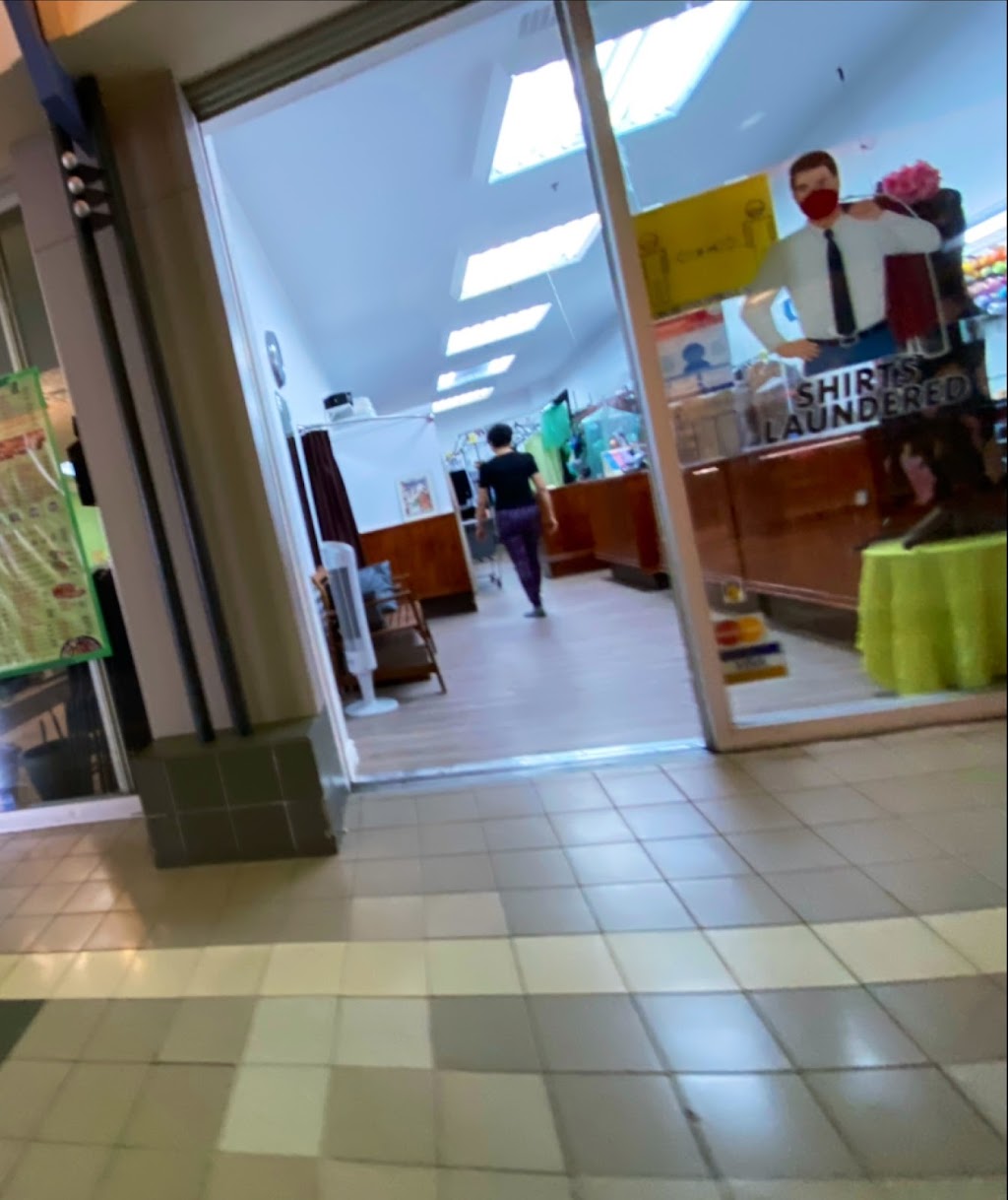 Paragon Dry Cleaners | 7079 Chem. de la Côte-Saint-Luc, Côte Saint-Luc, QC H4V 1J2, Canada | Phone: (514) 489-3552