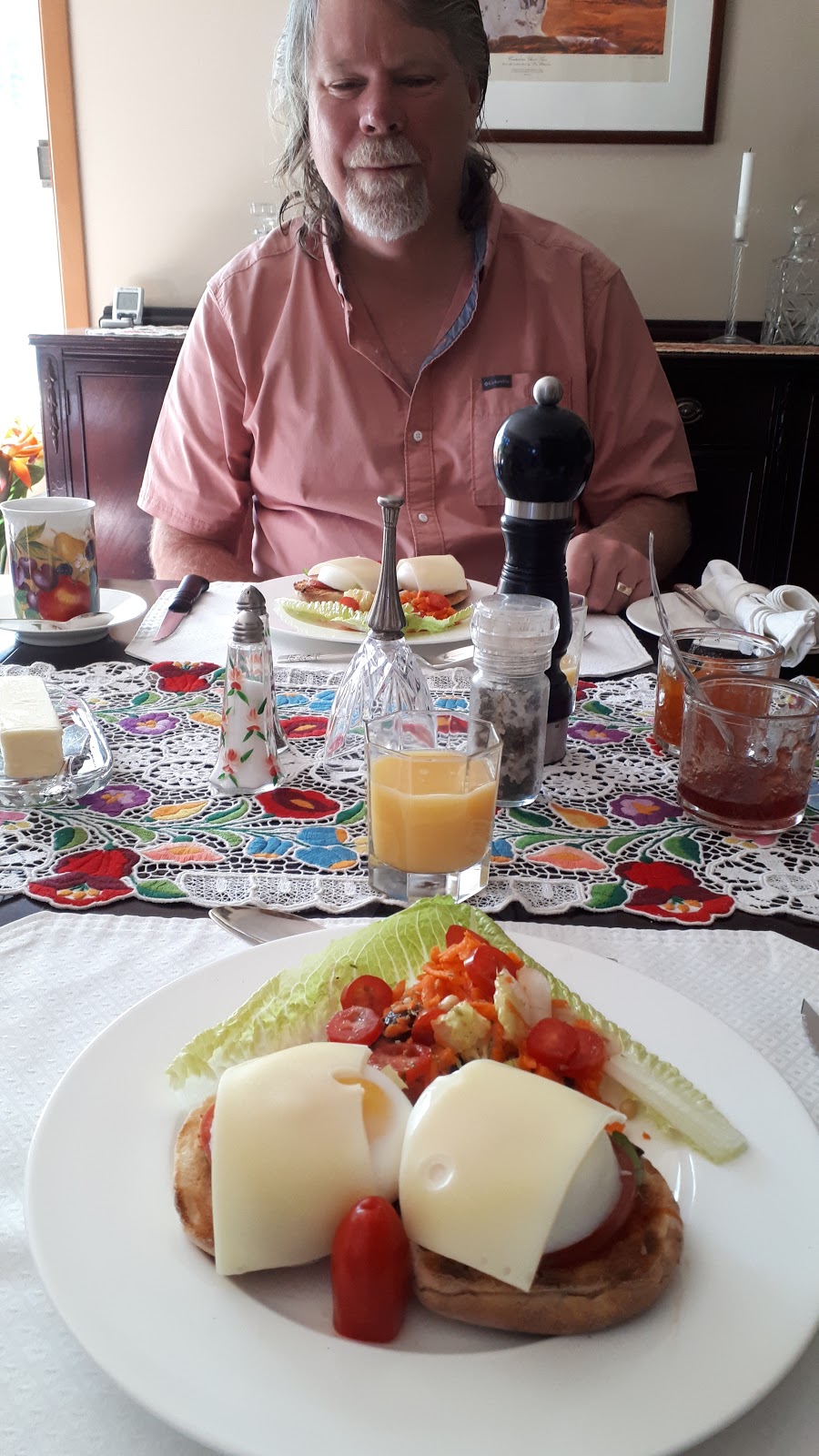 Burken Bed & Breakfast | 14257 County Rd 2, Brighton, ON K0K 1H0, Canada | Phone: (613) 475-5267