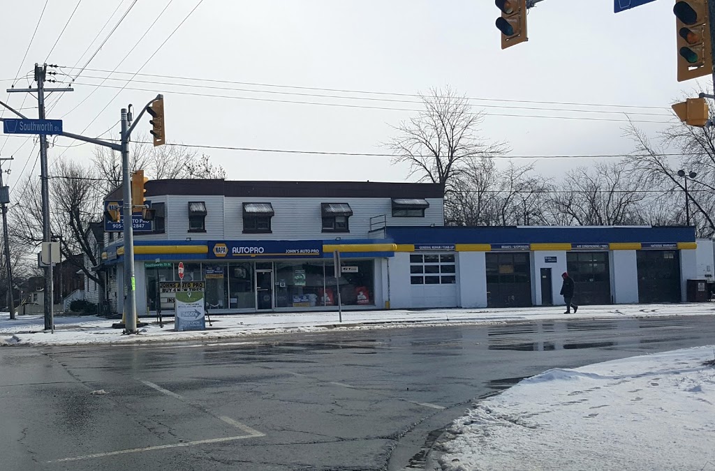 Johns Bug Shop | 1 Southworth St N, Welland, ON L3B 1X8, Canada | Phone: (905) 735-2847