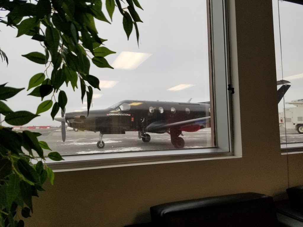 Chrono Aviation Saint-Hubert | 5900 Route de lAéroport, Saint-Hubert, QC J3Y 8Y9, Canada | Phone: (514) 529-4443