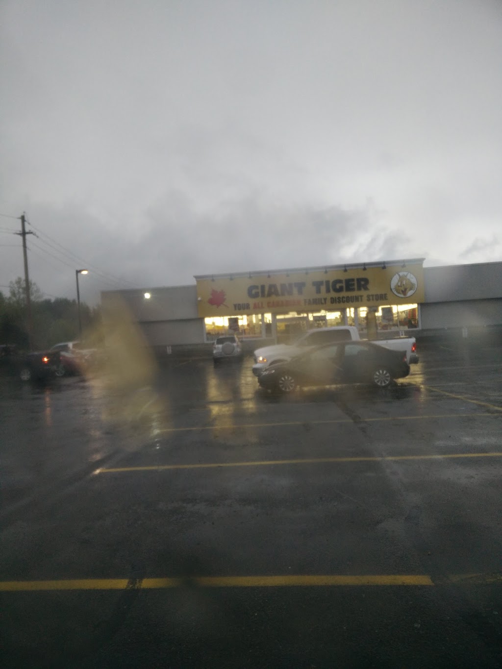 Giant Tiger | 270 Centre St, Espanola, ON P5E 1G2, Canada | Phone: (705) 869-0800
