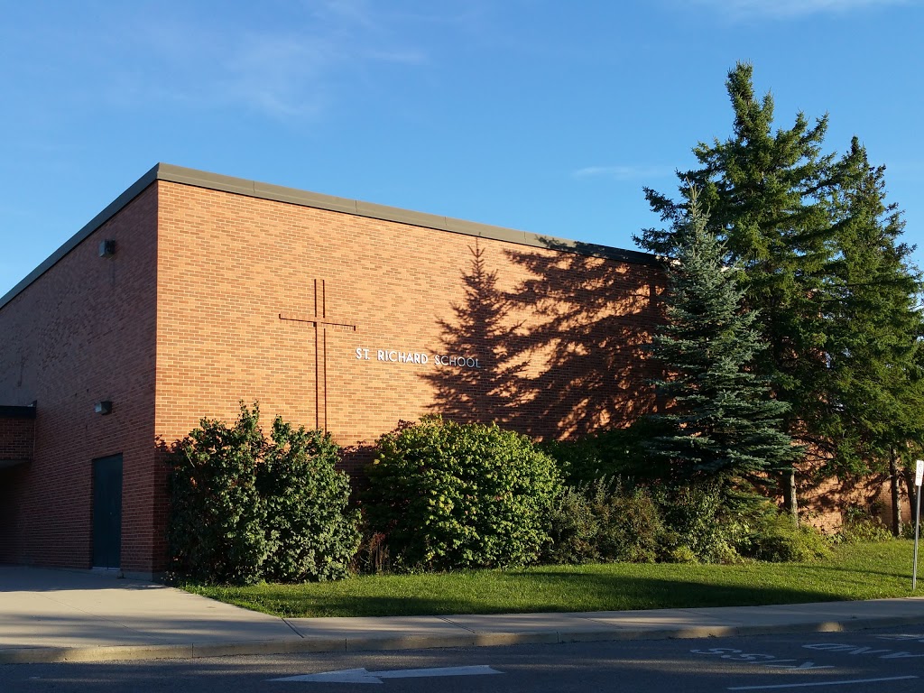 Saint Richard School | 7270 Copenhagen Rd, Mississauga, ON L5N 2C3, Canada | Phone: (905) 826-5572