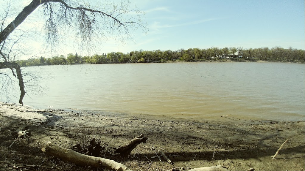 Frasers Grove Park | 85 Frasers Grove, Winnipeg, MB R2K, Canada | Phone: (204) 986-6000