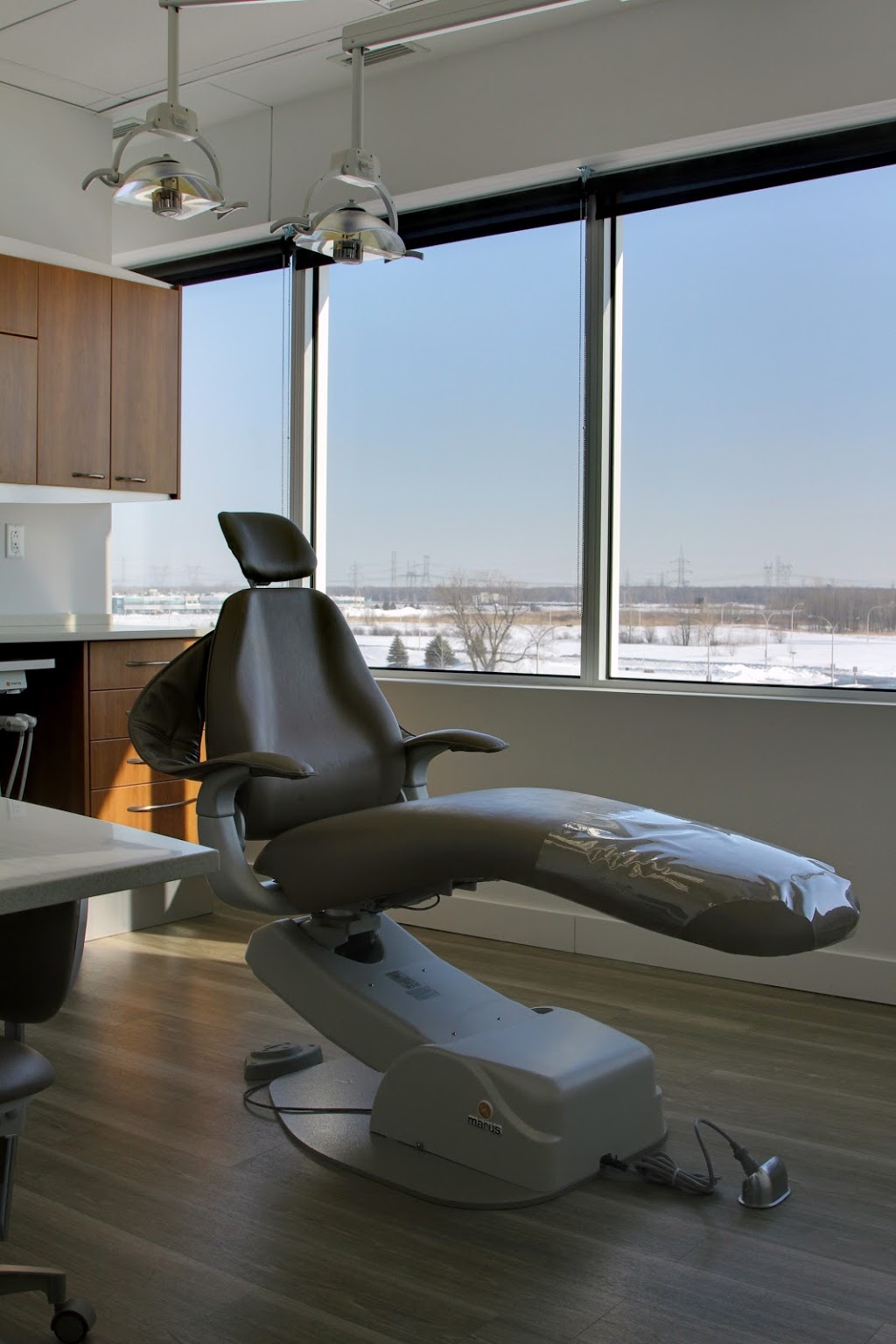Montréal Maxillo-Facial Inc. | bureau 4400, 4905 Boulevard Lapinière, Brossard, QC J4Z 0G2, Canada | Phone: (450) 676-3613