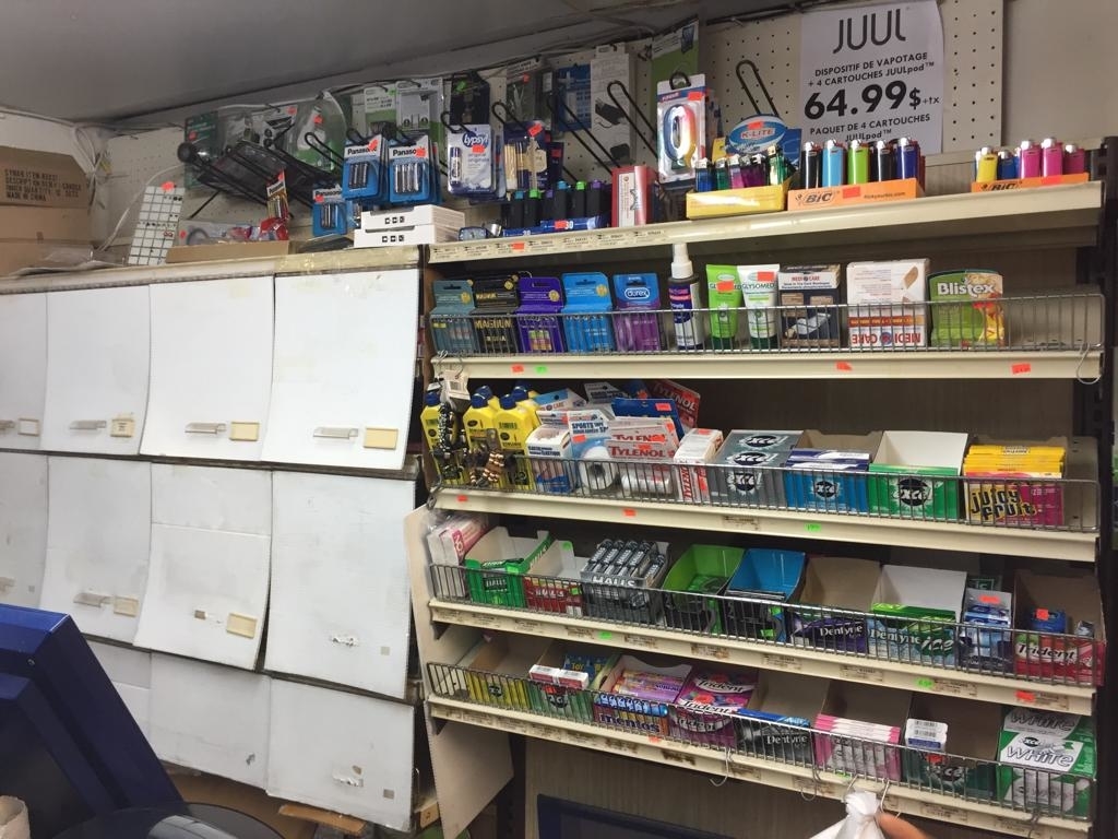 Dépanneur Petit-Mi Inc | 719 Rue Fleury O, Montréal, QC H3L 1W5, Canada | Phone: (514) 388-1872
