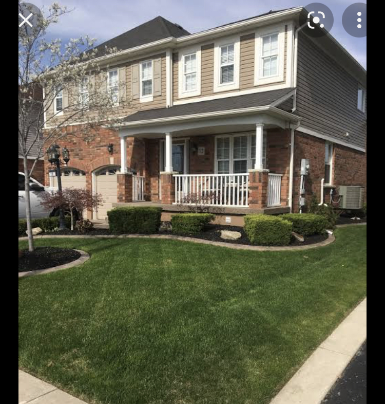 Custom Contracting Eavestrough repair london | 100 Kellogg Ln, London, ON N5W 2T5, Canada | Phone: (226) 408-4962