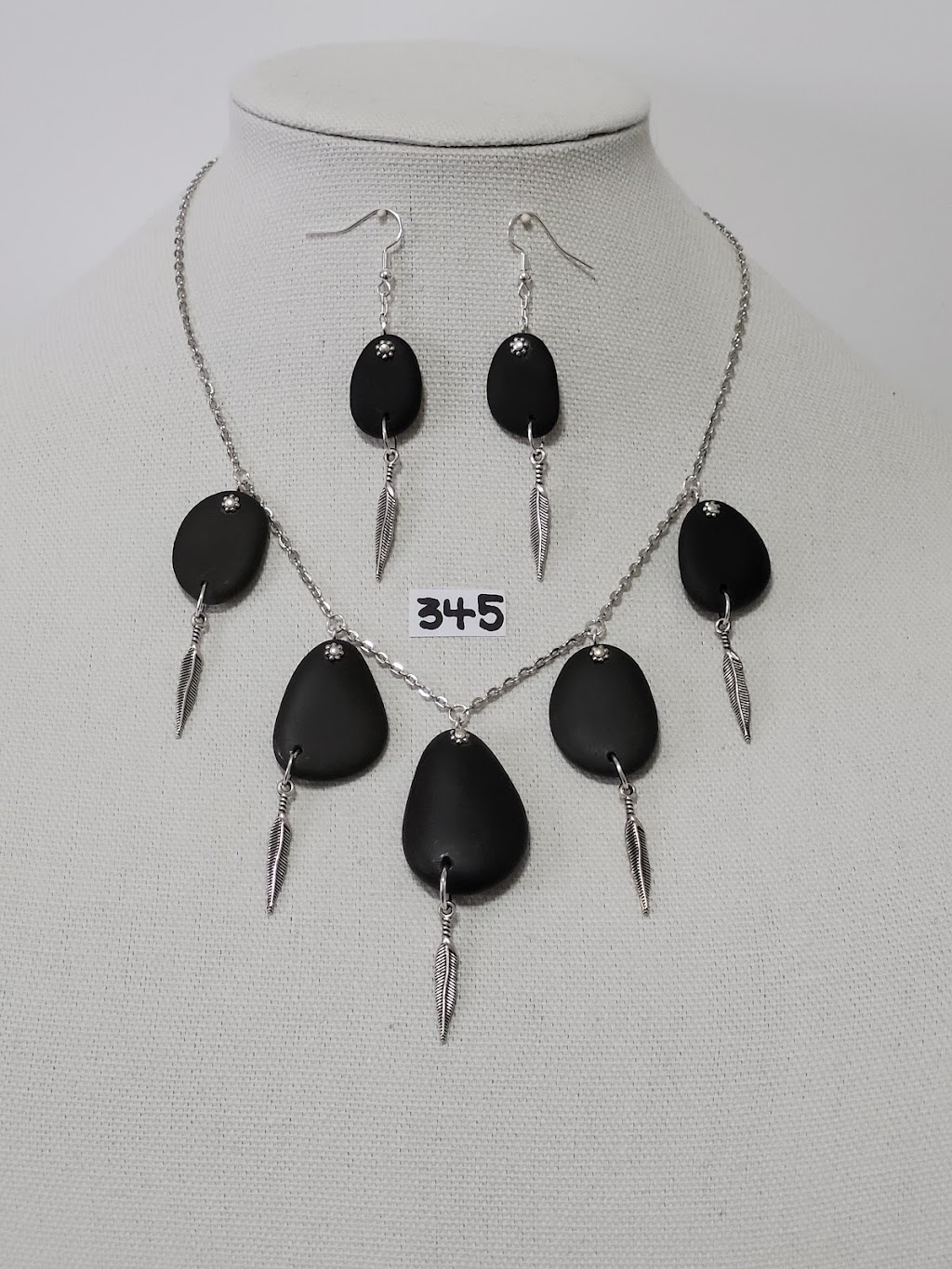 River Rock Jewellery | Fishleigh Dr, Scarborough, ON M1N 1H2, Canada | Phone: (905) 242-4993