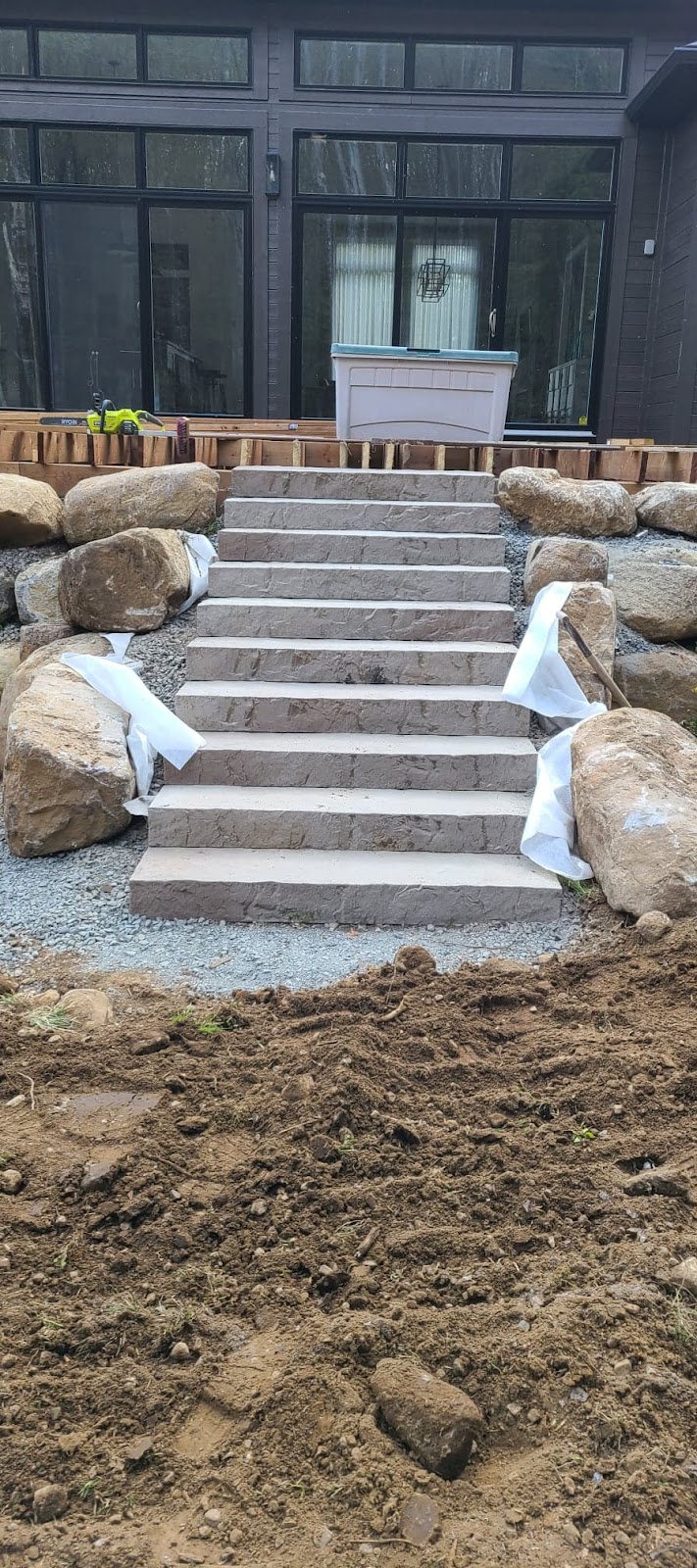 Excavation Henault | 453 Chem. du Lac-Breton, Saint-Sauveur, QC J0R 1R1, Canada | Phone: (450) 530-0797