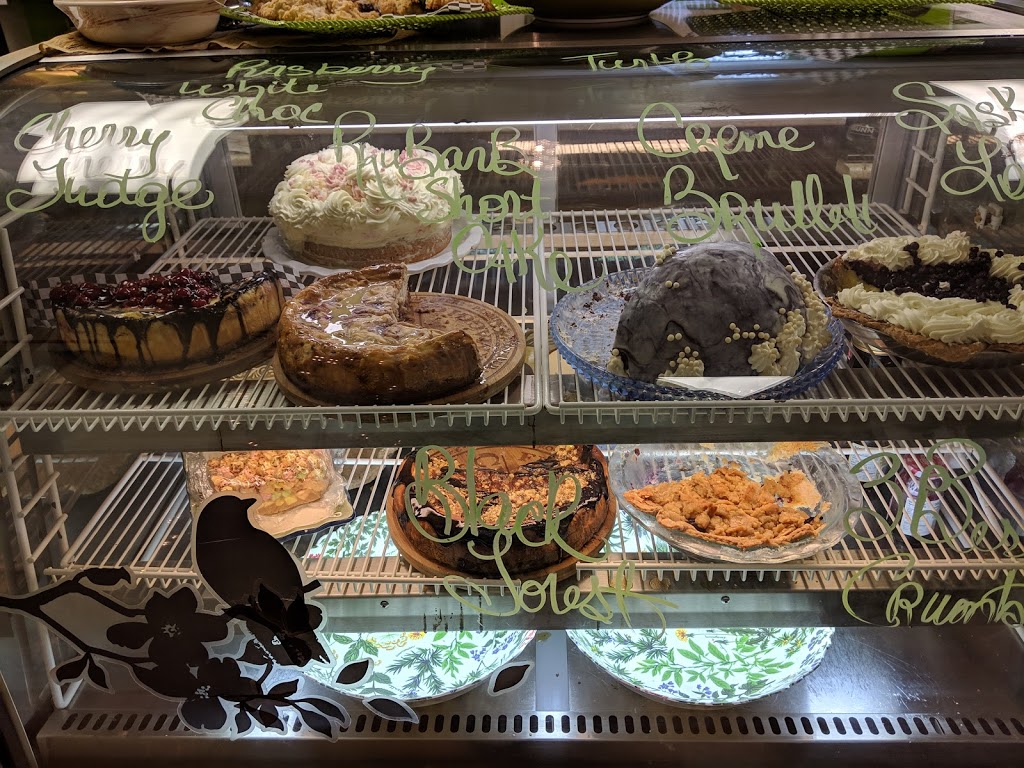 Le Beau Café & Fudgerie | 30 Third St S, Beausejour, MB R0E 0C0, Canada | Phone: (204) 268-4866