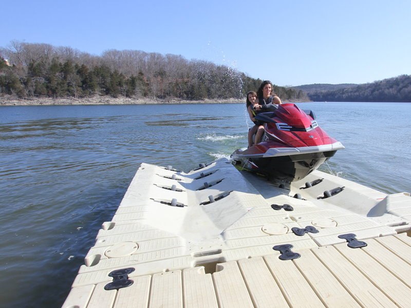 Lake Life Leisure | N Porcupine Bay Rd, Algonquin Highlands, ON P0A 1E0, Canada | Phone: (613) 866-7249