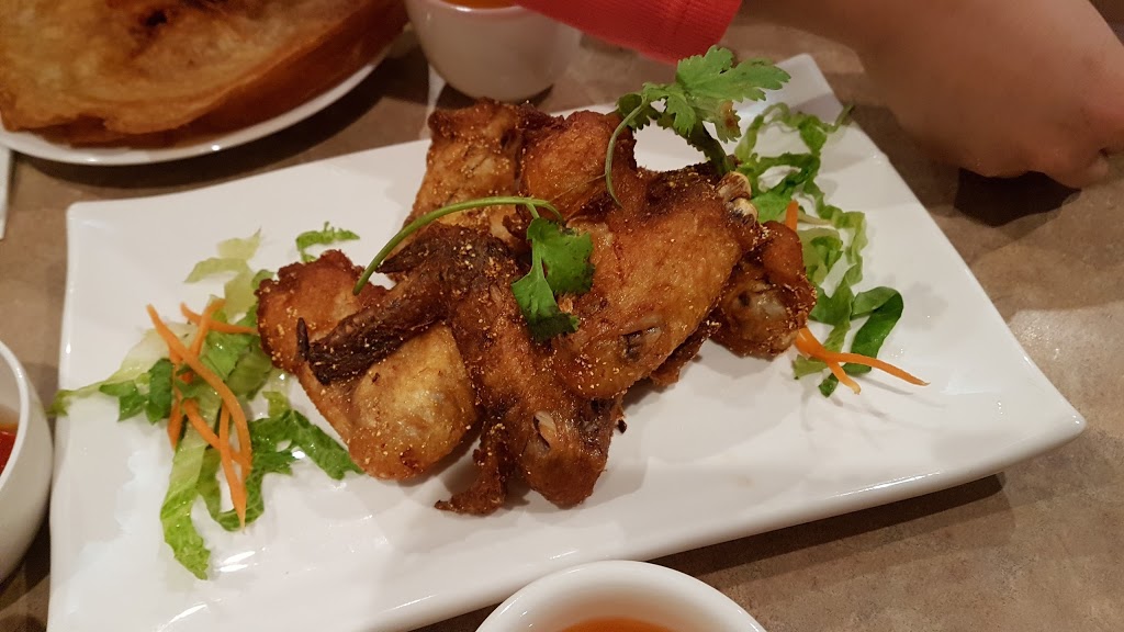 Jasmine Garden Restaurant Pho Vuon Lai | 250 Alton Towers Cir, Scarborough, ON M1V 4E7, Canada | Phone: (647) 351-5533