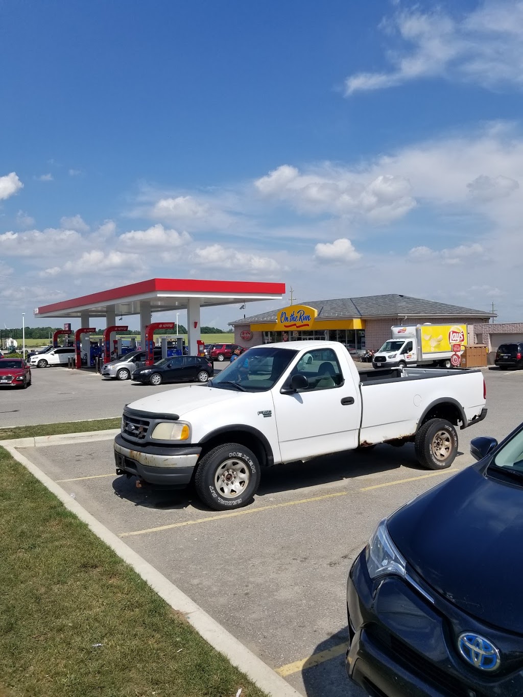 Esso | 601 Main St E, Dundalk, ON N0C 1B0, Canada | Phone: (226) 256-1561