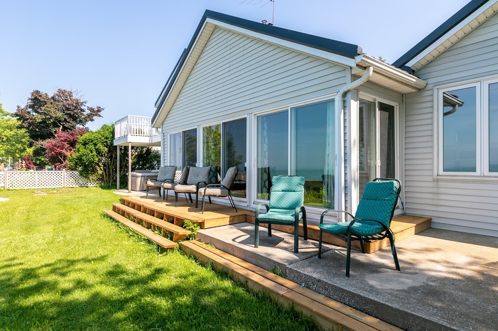 That Place By The Lake | 347 Lakeside Dr, Amherstburg, ON N0R 1G0, Canada | Phone: (519) 818-6321