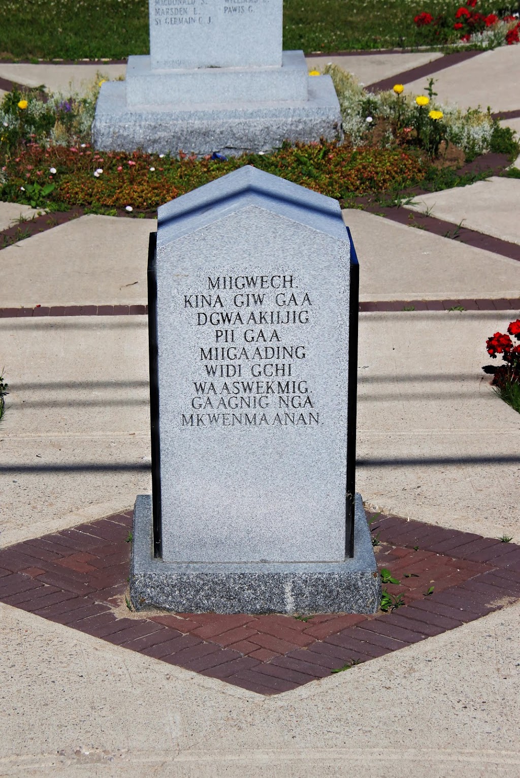 Cenotaph Memorial | 5984 Rama Rd, Longford Mills, ON L0K 1L0, Canada | Phone: (705) 325-3611