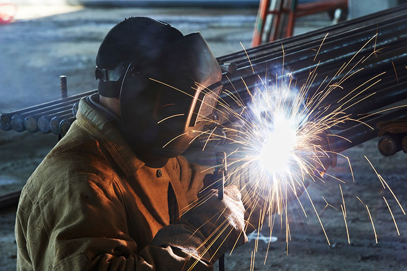 Paradise Truck & Trailer Repairs Inc. | 6404 Burbank Rd SE, Calgary, AB T2H 2C2, Canada | Phone: (403) 243-1225