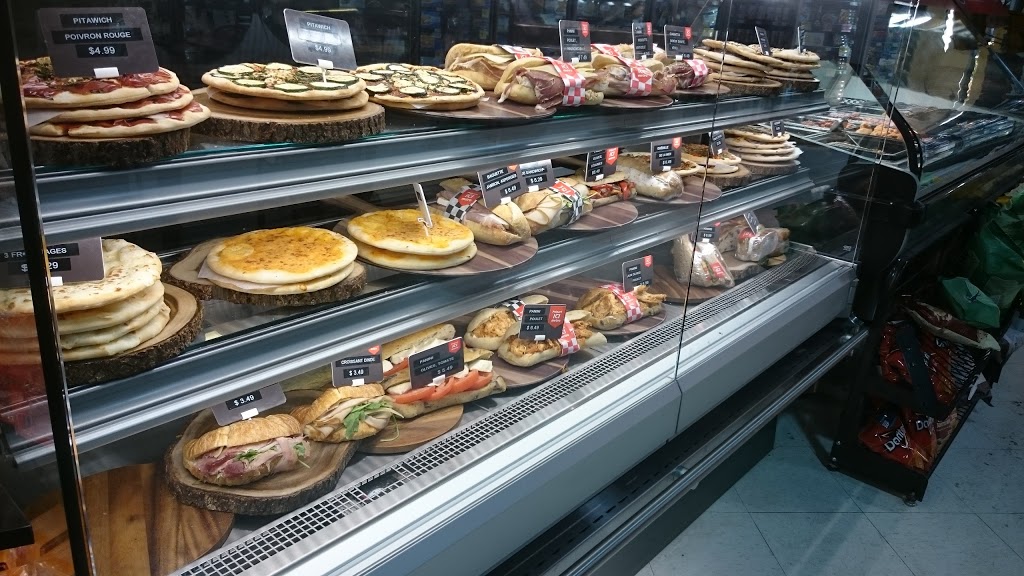 Metro Mont-Royal | 1280 Avenue Beaumont, Mont-Royal, QC H3P 3E5, Canada | Phone: (514) 737-3511