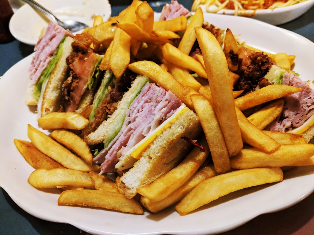 Riviera Restaurant & Cocktail | 475 S Water St, Marine City, MI 48039, USA | Phone: (810) 765-9030