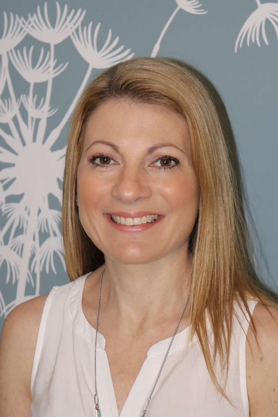Radiance Body Wax & Sugar Studio | 8506 E Saanich Rd, North Saanich, BC V8L 5W2, Canada | Phone: (250) 889-3310