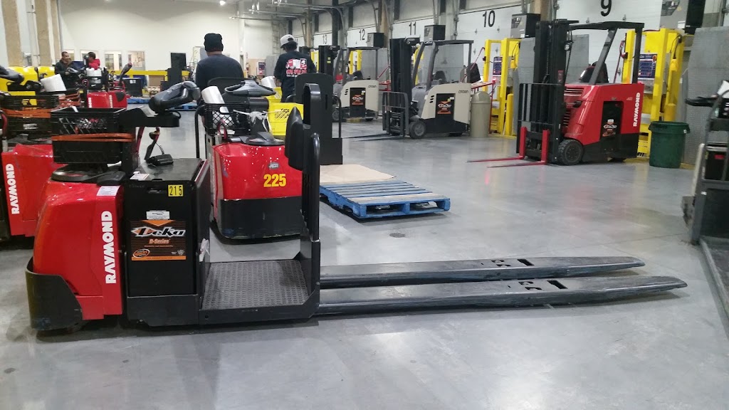 Calgary Distribution Centre: Gordon Food Service | 290212 Township Rd 261, Alberta T4A 0V6, Canada | Phone: (403) 235-8555