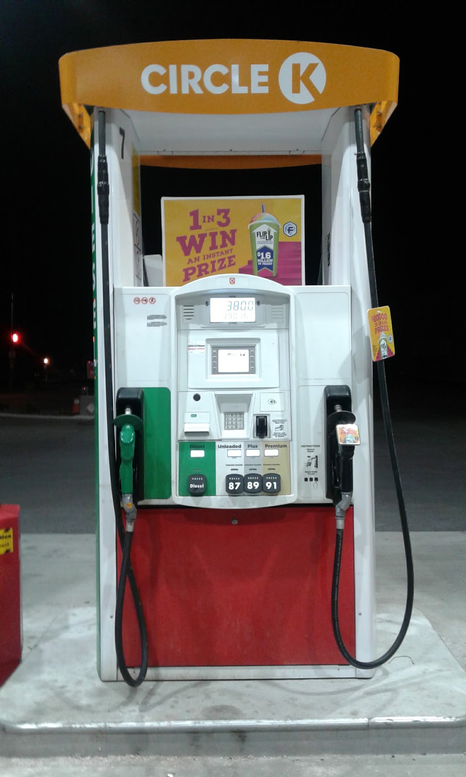 Macs | 2 Seacliff Dr W, Leamington, ON N8H 2L4, Canada | Phone: (519) 326-3664