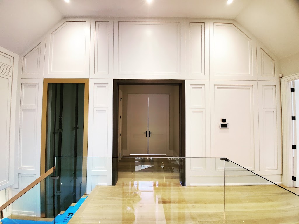 WoodLux Custom Carpentry Inc | 49 Glen Elm Ave #218, Toronto, ON M4T 1V2, Canada | Phone: (647) 860-5316