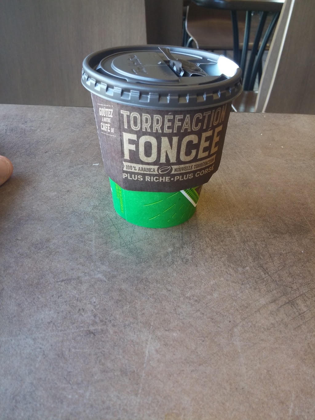 Tim Hortons | 14365 Boul de Pierrefonds, Pierrefonds, QC H9H 1Z2, Canada | Phone: (514) 696-9222
