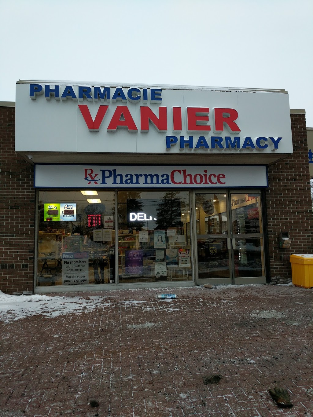 Vanier Pharmacy | 355 Montreal Rd, Vanier, ON K1L 8H3, Canada | Phone: (613) 746-8102