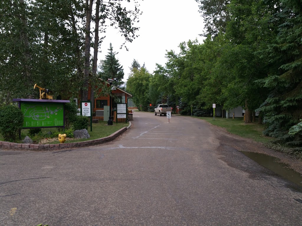Devon Lions Campground | 1140 Saskatchewan Ave E, Devon, AB T9G 1N5, Canada | Phone: (780) 987-4777