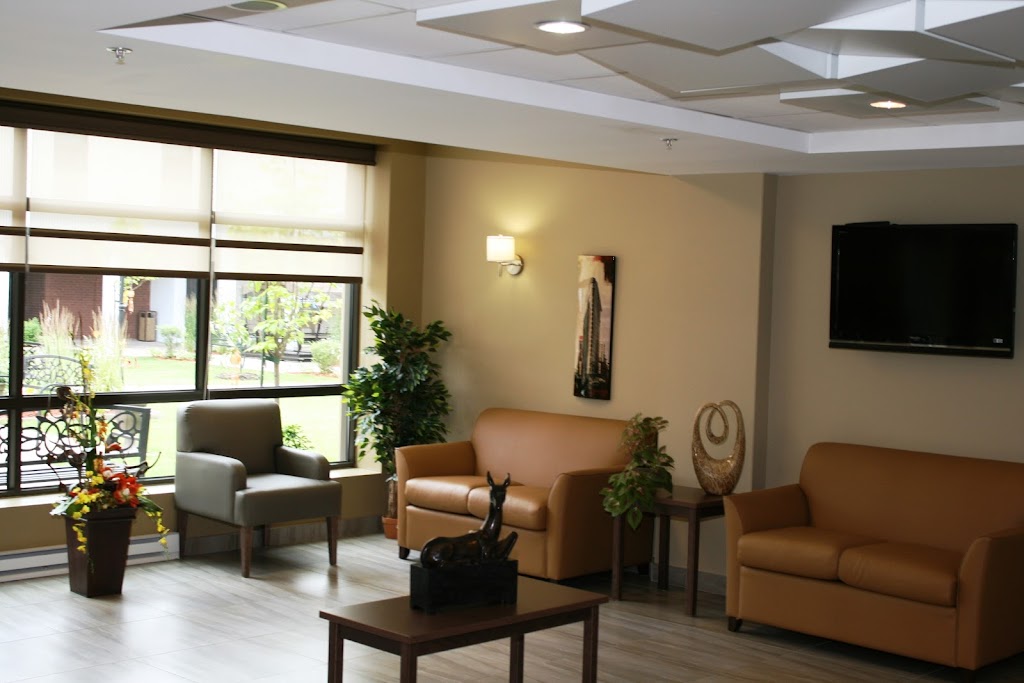 Manoir de lAcadie | 11087 Street, Rue Drouart, Montréal, QC H3M 2S4, Canada | Phone: (514) 332-4040